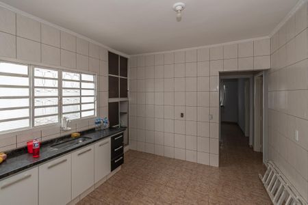 Casa para alugar com 100m², 2 quartos e 1 vagaCozinha 