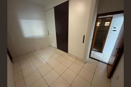 Casa para alugar com 100m², 2 quartos e 2 vagasSuíte