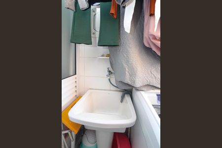 Apartamento para alugar com 76m², 2 quartos e 2 vagas Apartamento para alugar com 76m², 2 quartos e 2 vagasÁrea de Serviço