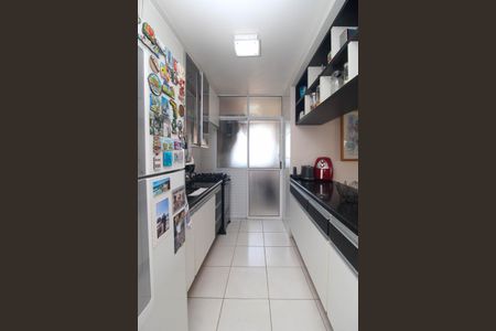 Apartamento para alugar com 76m², 2 quartos e 2 vagas Apartamento para alugar com 76m², 2 quartos e 2 vagasCozinha