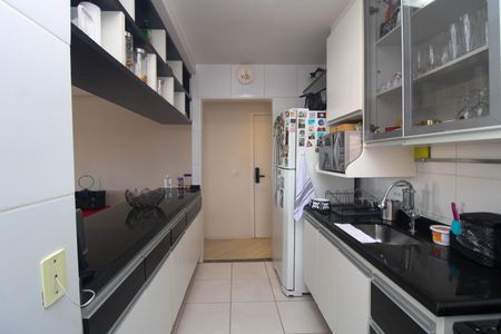 Apartamento para alugar com 76m², 2 quartos e 2 vagas Apartamento para alugar com 76m², 2 quartos e 2 vagasCozinha