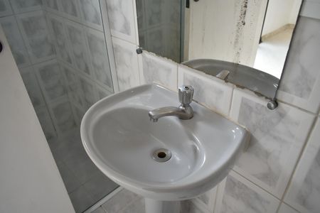 Banheiro de apartamento para alugar com 1 quarto, 32m² em Mirandópolis, São Paulo