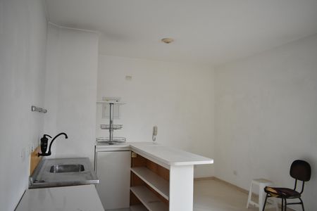 Apartamento para alugar com 32m², 1 quarto e 1 vagaSala/Cozinha