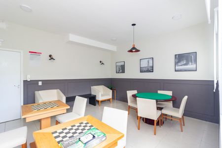 Apartamento à venda com 42m², 2 quartos e sem vaga Apartamento à venda com 42m², 2 quartos e sem vagaSala de Jogos