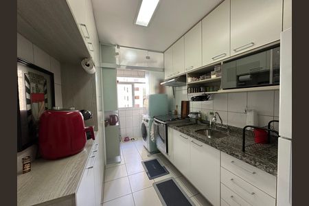 Apartamento à venda com 84m², 2 quartos e 2 vagas Apartamento à venda com 84m², 2 quartos e 2 vagasCozinha