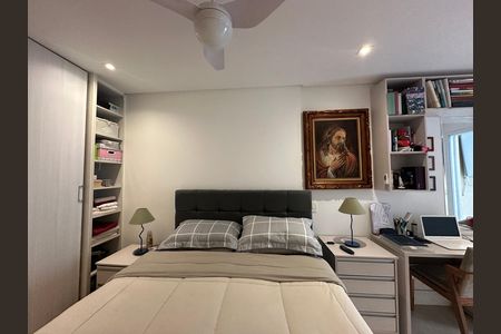Apartamento à venda com 84m², 2 quartos e 2 vagas Apartamento à venda com 84m², 2 quartos e 2 vagasSuíte