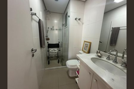 Apartamento à venda com 84m², 2 quartos e 2 vagas Apartamento à venda com 84m², 2 quartos e 2 vagasBanheiro Social