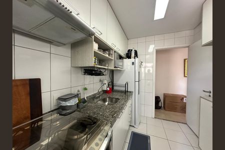 Apartamento à venda com 84m², 2 quartos e 2 vagas Apartamento à venda com 84m², 2 quartos e 2 vagasCozinha