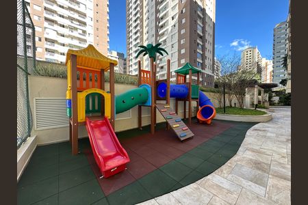 Apartamento à venda com 84m², 2 quartos e 2 vagas Apartamento à venda com 84m², 2 quartos e 2 vagasÁrea comum - Playground