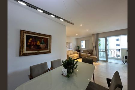 Apartamento à venda com 84m², 2 quartos e 2 vagas Apartamento à venda com 84m², 2 quartos e 2 vagasSala