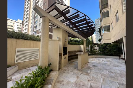 Apartamento à venda com 84m², 2 quartos e 2 vagas Apartamento à venda com 84m², 2 quartos e 2 vagasÁrea comum - Churrasqueira