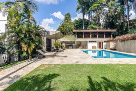Casa à venda com 608m², 4 quartos e 6 vagas