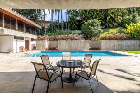 Casa à venda com 4 quartos, 608m² em Real Parque, São Paulo