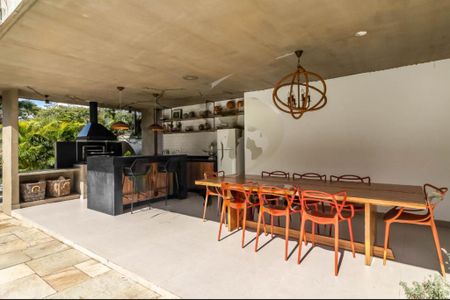 Casa à venda com 4 quartos, 608m² em Real Parque, São Paulo