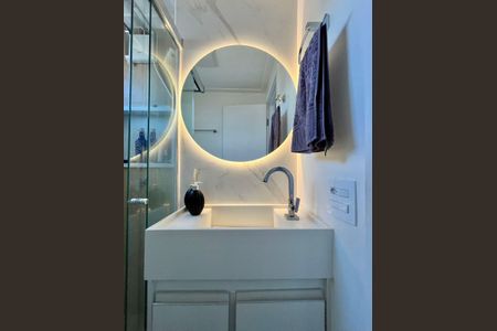 Apartamento à venda com 55m², 2 quartos e 1 vaga Apartamento à venda com 55m², 2 quartos e 1 vagaBanheiro