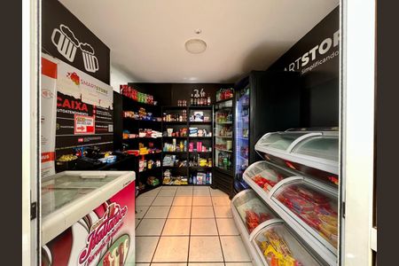 Apartamento à venda com 55m², 2 quartos e 1 vaga Apartamento à venda com 55m², 2 quartos e 1 vagaÁrea comum - Mini Mercado