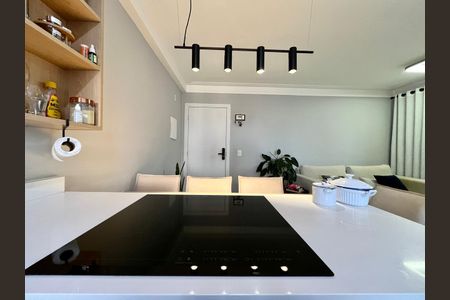 Apartamento à venda com 55m², 2 quartos e 1 vaga Apartamento à venda com 55m², 2 quartos e 1 vagaCozinha e Área de Serviço