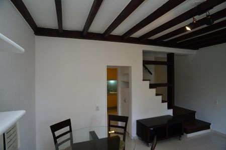 Apartamento à venda com 78m², 2 quartos e 1 vagaSala