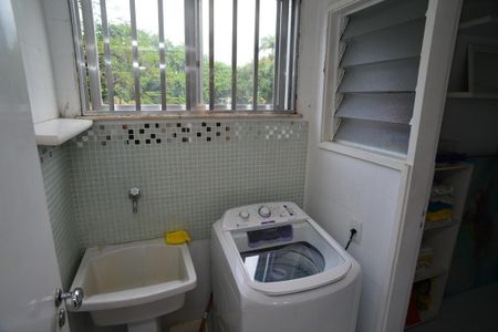 Apartamento à venda com 78m², 2 quartos e 1 vagaÁrea de Serviço
