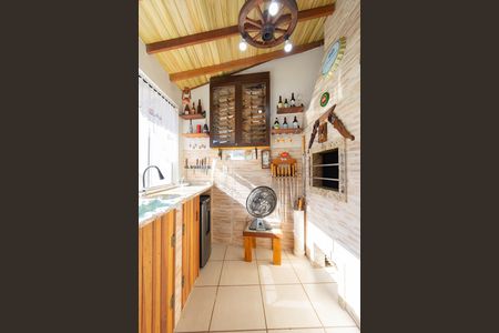 Casa à venda com 5 quartos, 220m² em Nossa Senhora das Gracas, Canoas
