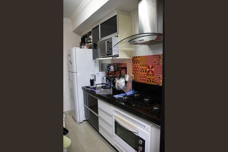 Casa de condomínio à venda com 70m², 2 quartos e 2 vagas Casa de condomínio à venda com 70m², 2 quartos e 2 vagasCozinha