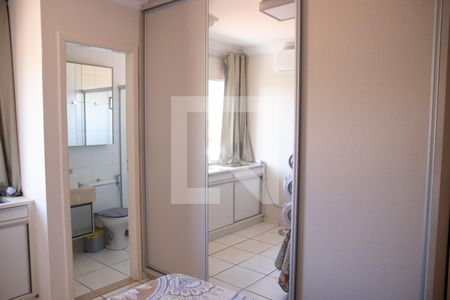 Casa de condomínio à venda com 70m², 2 quartos e 2 vagas Casa de condomínio à venda com 70m², 2 quartos e 2 vagasSuíte 02