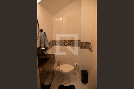 Casa de condomínio à venda com 70m², 2 quartos e 2 vagas Casa de condomínio à venda com 70m², 2 quartos e 2 vagasLavabo