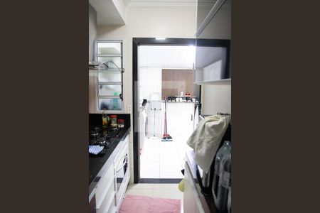 Casa de condomínio à venda com 70m², 2 quartos e 2 vagas Casa de condomínio à venda com 70m², 2 quartos e 2 vagasCozinha
