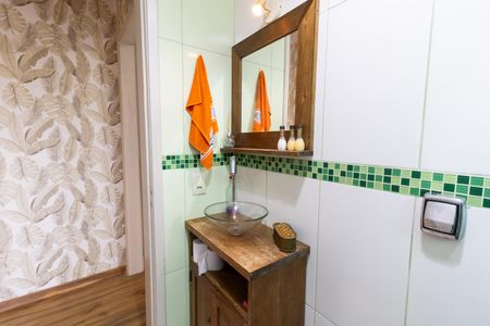 Banheiro de apartamento para alugar com 1 quarto, 38m² em Camaquã, Porto Alegre