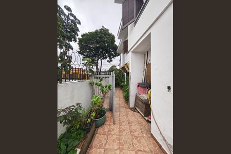Casa para alugar com 180m², 3 quartos e 3 vagasCorredor Lateral