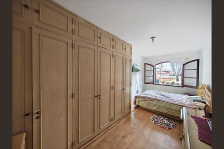 Casa para alugar com 180m², 3 quartos e 3 vagasSuíte