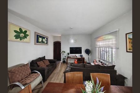 Sala de casa para alugar com 3 quartos, 180m² em Parque Edu Chaves, São Paulo