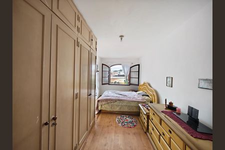 Casa para alugar com 180m², 3 quartos e 3 vagasSuíte