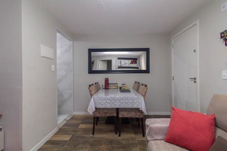 Sala de apartamento para alugar com 2 quartos, 46m² em Conjunto Residencial José Bonifácio, São Paulo