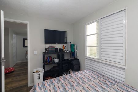 Quarto 2 de apartamento para alugar com 2 quartos, 46m² em Conjunto Residencial José Bonifácio, São Paulo