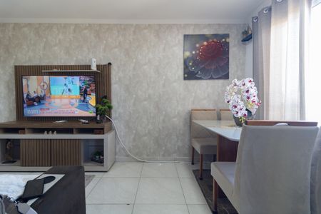 Apartamento à venda com 44m², 2 quartos e 1 vaga Apartamento à venda com 44m², 2 quartos e 1 vagaSala