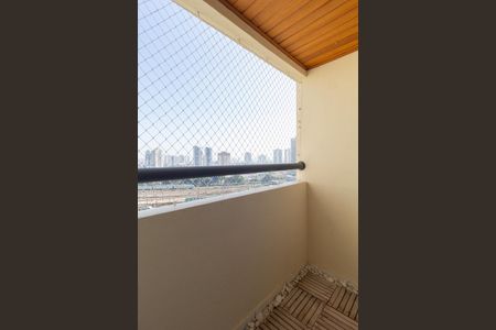 Sacada de apartamento para alugar com 3 quartos, 64m² em Continental, Osasco