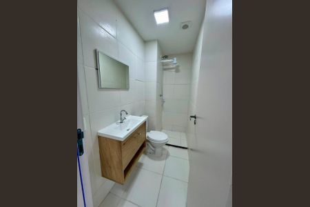 Banheiro  de apartamento à venda com 2 quartos, 33m² em Jardim Pereira Leite, São Paulo