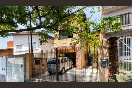 Casa à venda com 4 quartos, 380m² em Jardim da Gloria, São Paulo