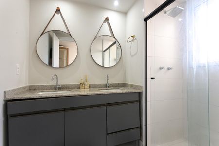 Banheiro da Suíte 1 de apartamento à venda com 2 quartos, 75m² em Vila Zilda, São Paulo