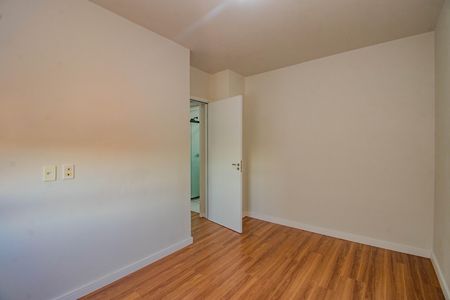 Quarto 2 de apartamento para alugar com 2 quartos, 50m² em Parque Santa Fé, Porto Alegre