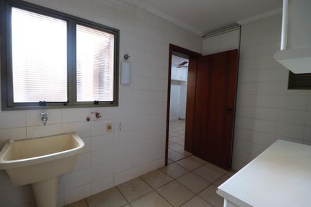 Apartamento para alugar com 155m², 4 quartos e 2 vagasÁrea de serviço 