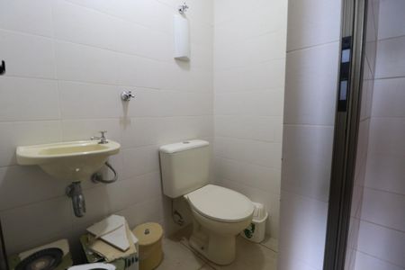 Apartamento para alugar com 155m², 4 quartos e 2 vagasBanheiro de serviço 