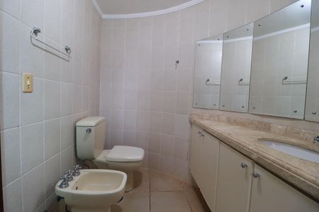 Apartamento para alugar com 155m², 4 quartos e 2 vagasBanheiro suite 1