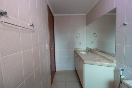 Apartamento para alugar com 155m², 4 quartos e 2 vagasBanheiro suite 2