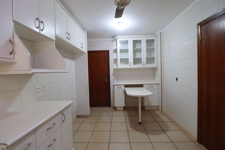 Apartamento para alugar com 155m², 4 quartos e 2 vagasCozinha 