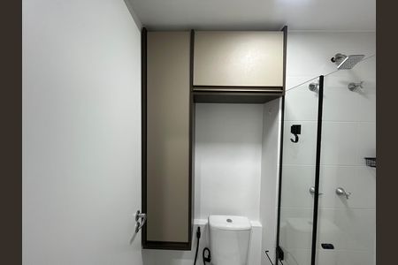Studio para alugar com 25m², 1 quarto e sem vaga Studio para alugar com 25m², 1 quarto e sem vagaBanheiro