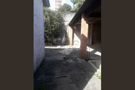 Casa à venda com 6 quartos, 1000m² em Vila Taquari, São Paulo
