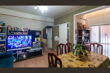 Casa à venda com 4 quartos, 500m² em São José, Porto Alegre