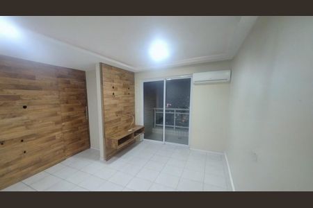 Sala de apartamento para alugar com 3 quartos, 90m² em Luz, Nova Iguaçu